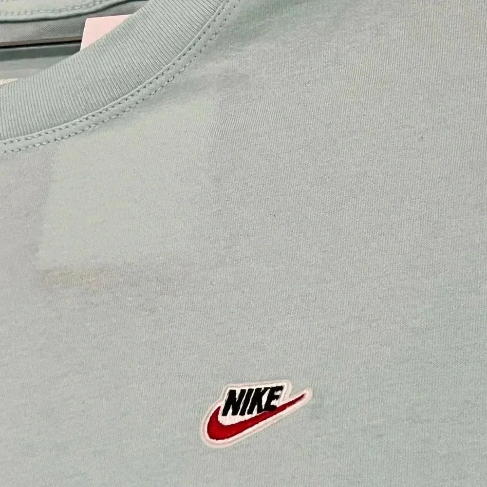 Nike Sportswear women’s T-shirt size XL DZ4685-315